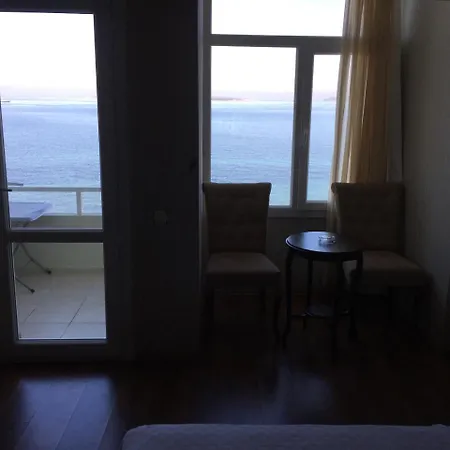 Ξενοδοχείο Iyonya