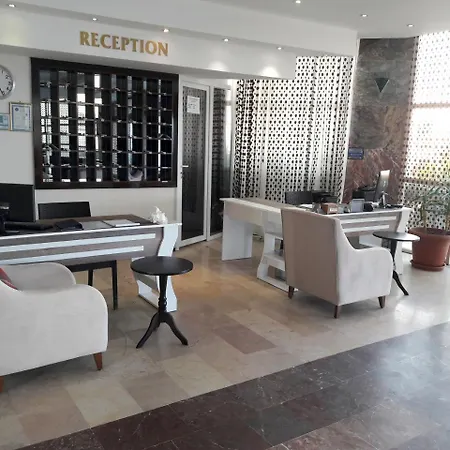Iyonya Hotel
